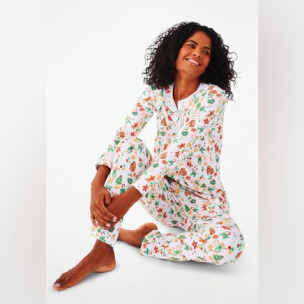 BRAND NEW Gingerbread Party Pajamas Roller Rabbit - Size XS